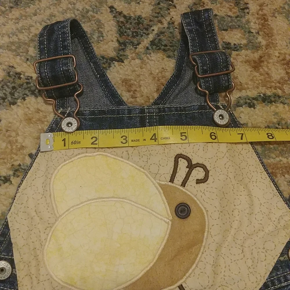 Rare Vintage Oshkosh Bgosh Vestbak With Bees Ruffles On Hem Of Overalls